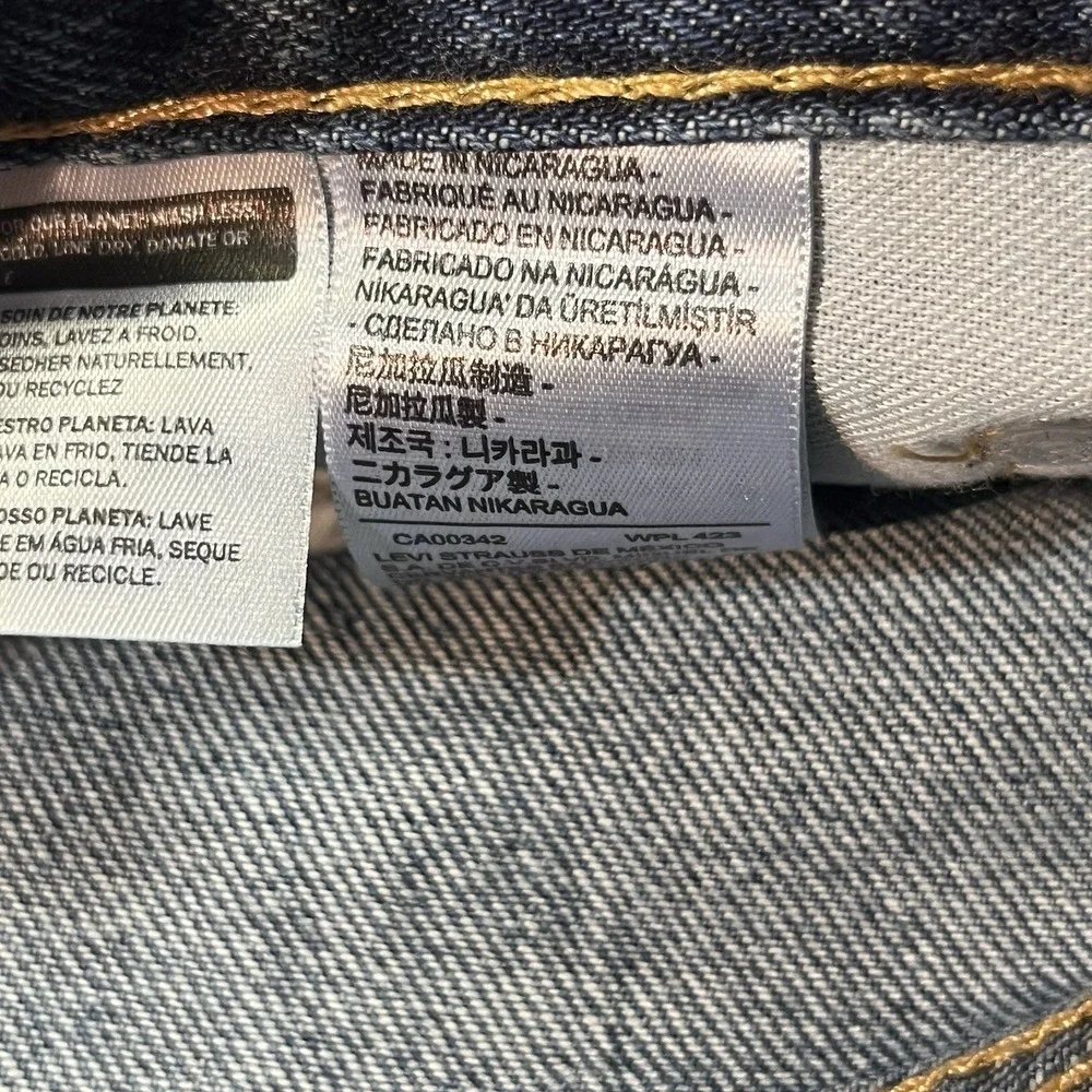 New! Levi's 505 Regular Fit Jeans SIZE 30x34 Blue Straight Leg Classic Denim NWT